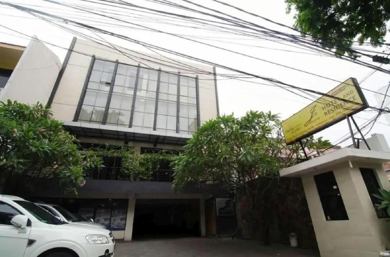 โรงแรมชวา 22 สุราบายา ภายนอก รูปภาพ